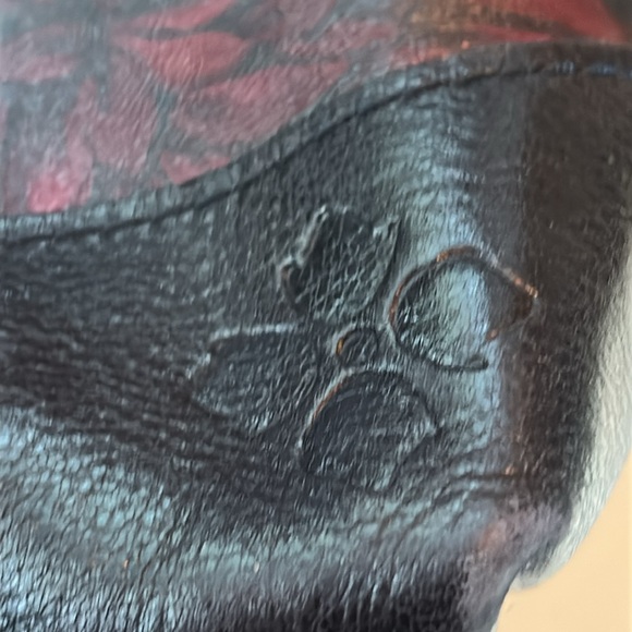 Patricia Nash English Seluci English Rustic Mums Backpack Blk/Burgundy - Picture 7 of 11